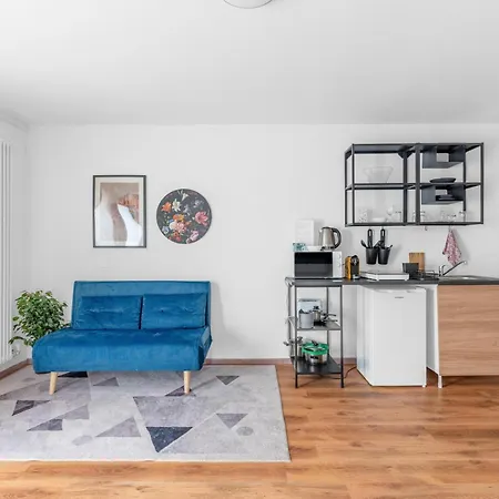 -Free Pool And Parking- Garda House Apartments Castelnuovo del Garda Exterior photo