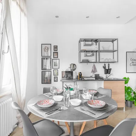-Free Pool And Parking- Garda House Apartments Castelnuovo del Garda Exterior photo