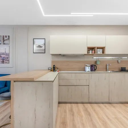 -Free Pool And Parking- Garda House Apartments Castelnuovo del Garda Exterior photo