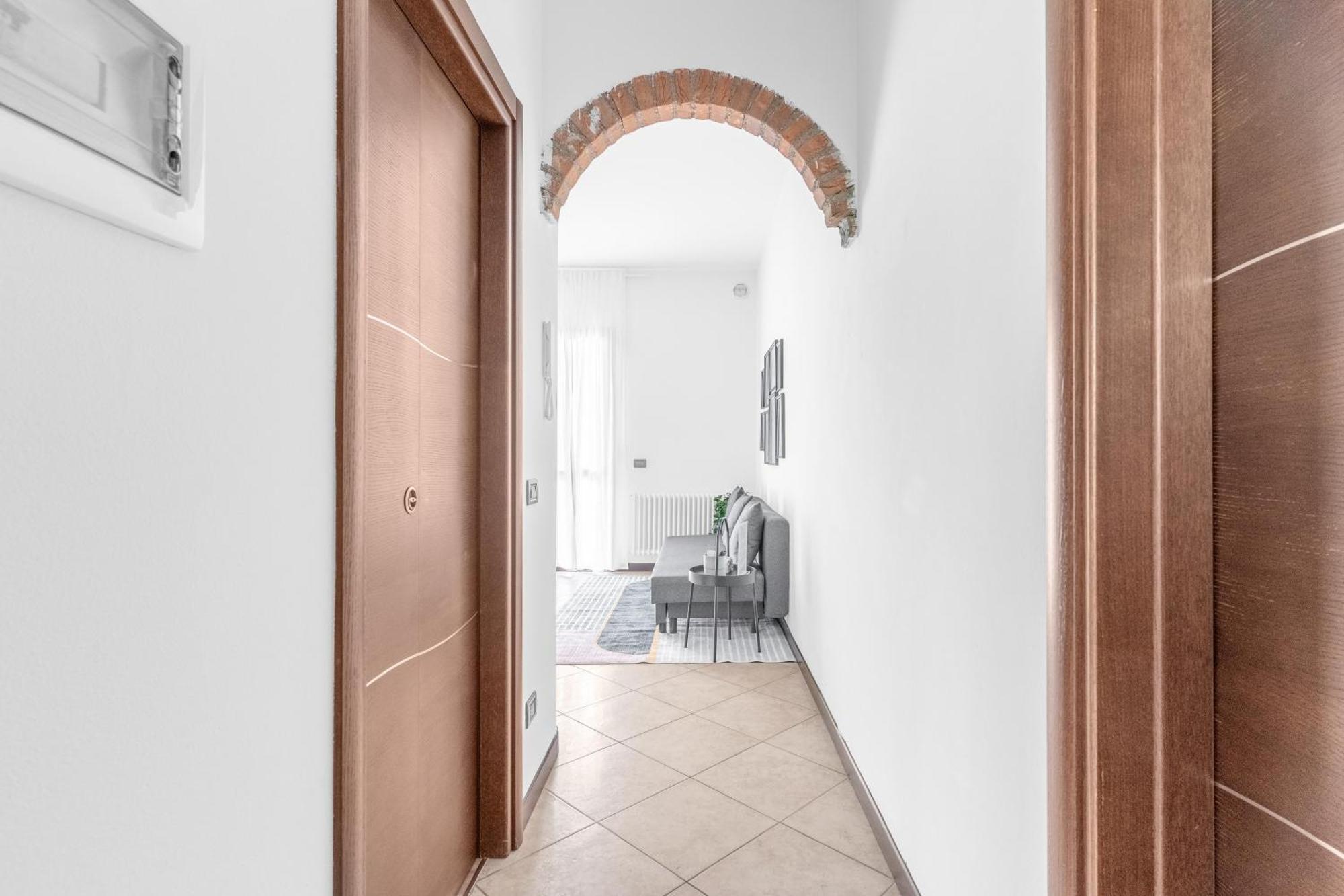 -free Pool And Parking- Garda House Castelnuovo del Garda