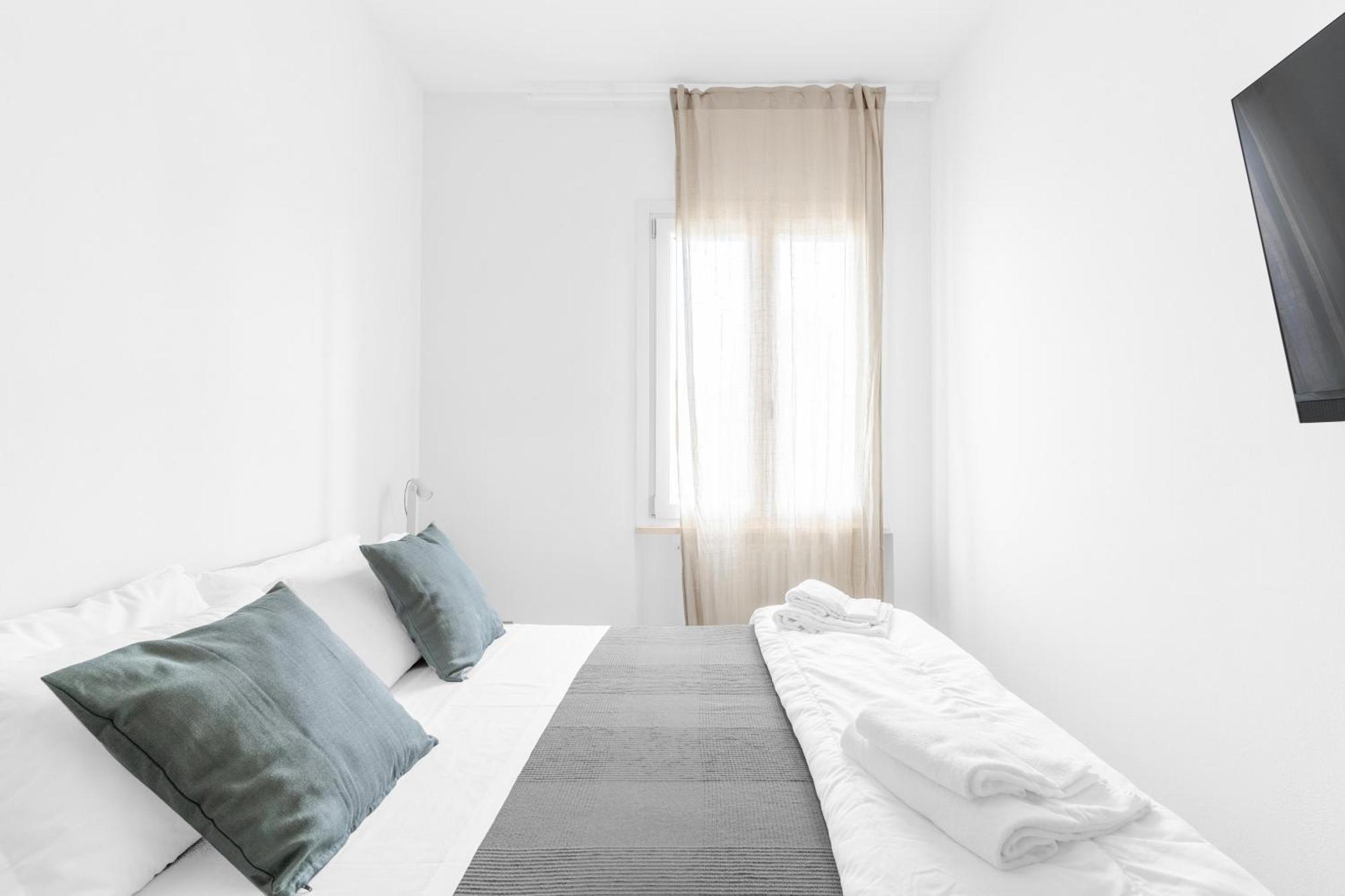 Apartment -free Pool And Parking- Garda House *