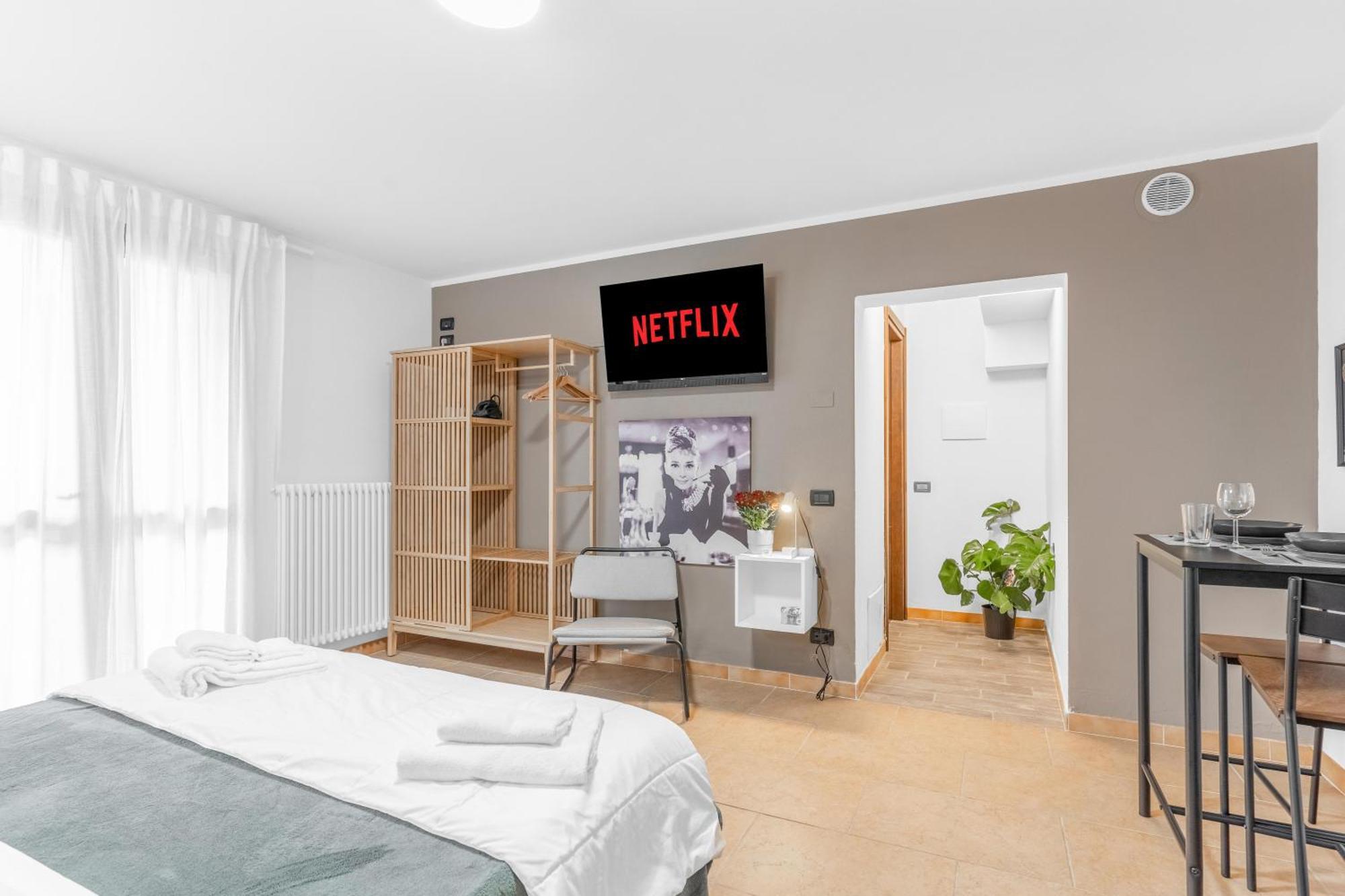 -free Pool And Parking- Garda House Apartment Castelnuovo del Garda